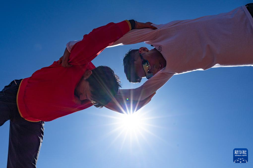 跑出羌塘的少年终成“骏马”AG真人娱乐全